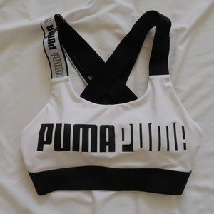 Brand New PUMA Training mid sport bra in white S